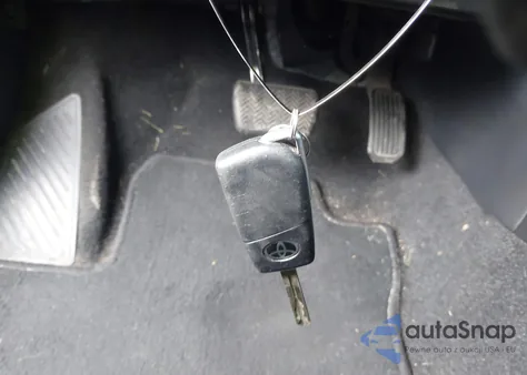 2020 Toyota Corolla Le z USA, uszkodzony, nr VIN JTDEPRAE6LJ006836